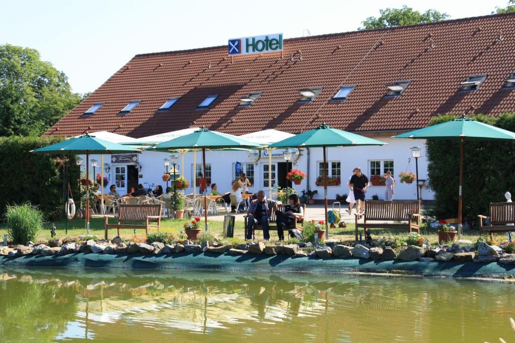 Hotel-Pension Am Muehlberg ลืบเบอเนา ห้อง รูปภาพ
