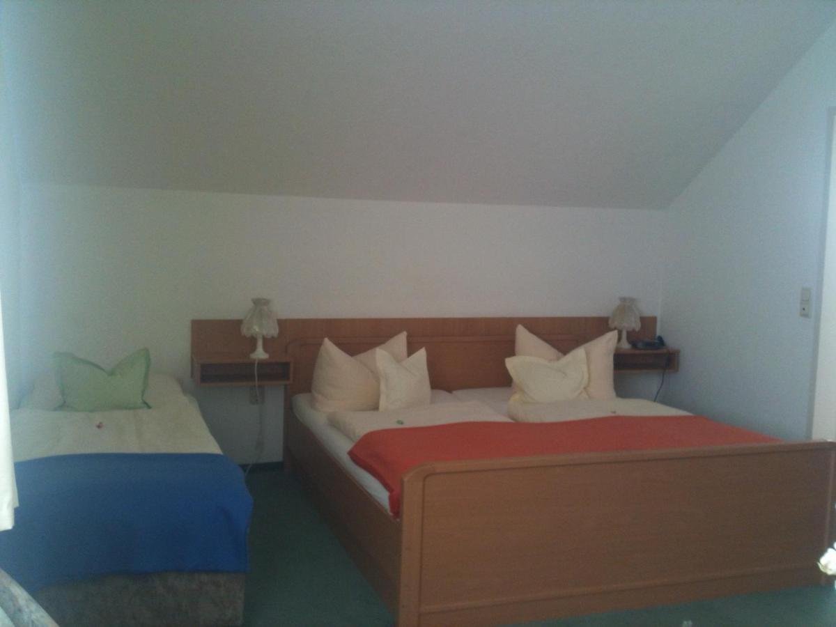 Hotel-Pension Am Muehlberg ลืบเบอเนา ห้อง รูปภาพ